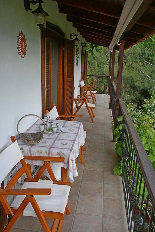 Katoikia Me Ta Pitharia Villa Prínos Exteriör bild