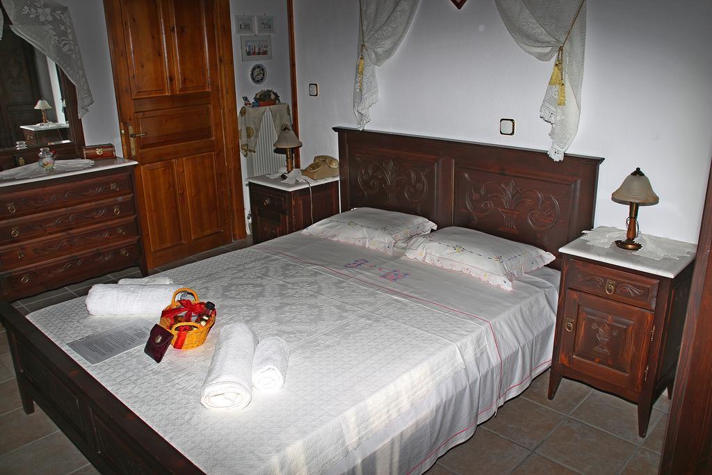 Katoikia Me Ta Pitharia Villa Prínos Exteriör bild